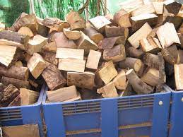 Kiln dried hardwood logs delivered to any uk address. Free Firewood Local Classifieds Preloved