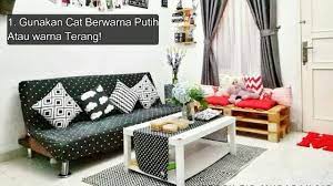 Pada umumnya ruang keluarga berada di dekat ruang makan, bahkan kadang menyatu dengan ruang makan. Top 12 Desain Ruang Tamu Kecil Unik Dan Minimalis 2018 Youtube