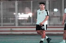 قرر الجهاز الفني لفريق الزمالك بقيادة الفرنسي كارتيرون إيقاف إمام عاشور لاعب وسط الفريق ونزوله للتدريب مع فريق الشباب بالنادي لما بدر منه في مباراة الفريق أمام مولودية الجزائر. Ø±Ø³Ù…ÙŠØ§ Ø¥ÙŠÙ‚Ø§Ù Ø¥Ù…Ø§Ù… Ø¹Ø§Ø´ÙˆØ± Ù„Ø§Ø¹Ø¨ Ø§Ù„Ø²Ù…Ø§Ù„Ùƒ Ù…Ø¨Ø§Ø±Ø§Ø© ÙˆØ§Ø­Ø¯Ø© Ùˆ6 Ù…Ø¨Ø§Ø±ÙŠØ§Øª Ù„Ù€ Ø³Ø§Ø³ÙŠ Ø¨ÙˆØ§Ø¨Ø© Ø§Ù„Ø£Ù‡Ø±Ø§Ù…