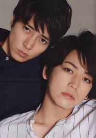 embedded 亀梨和也 山下智久 ポーズ 写真 顔