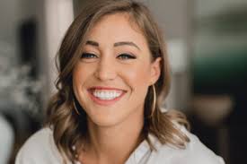 Meet DeAnn Stephens! The Queen of Lexington 98.1 The Bull!