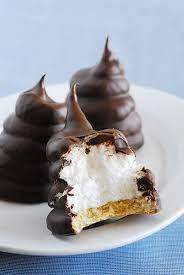 It's naturally gluten free, with a little brightness from lemon and lovely sweet, soft texture. Pin On Chocolate