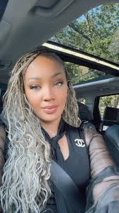 Let's vote for Melisa and Amanda . My vote is for Amanda