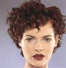 Pear Shaped Face Short Curly Haircut Face Shapes Pear Shaped Face Hair Styles