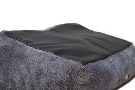 One bedding set (5pcs) includes 1 duvet cover, 1 flat bed sheet, 1 comforter and 2 pillowcases. Teddy Bear Bed Grey Suzy S Hundemode