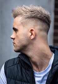 Idée coiffure pour homme : Tendances Coiffure Homme 2020 Et Coupes De Cheveux A La Mode