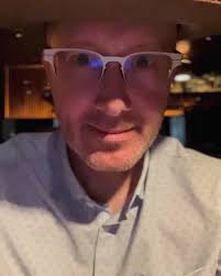 Bar Scene (s) 🎬 from last week. , Plus an alarming yet fantastic tasting…,  @eelbar , 🦑Fried Calamari and Peppers , This was a great bite. Total  high/low at the highest level., 🫵 An atypical and ...