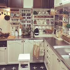 棚 メダカの水槽 扉を壁紙でリメイク中 残り 4枚 棚diy diy などのインテリア実例 2016 08 02 22 35 40 roomclip ルームクリップ インテリア 実例 インテリア キッチン