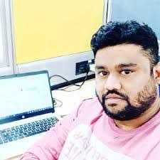 Mike Hamdan's Instagram, Twitter & Facebook