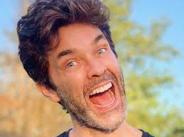 Mariano martínez was born on december 5, 1978 in buenos aires, federal district, argentina as mariano gastón martínez. Estallaron Los Memes Por El Llamativo Look De Mariano Martinez Diarioshow El Portal De Espectaculo