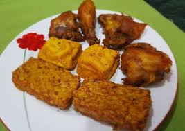 The most common meat used in tinorangsak is pork. Resep Ayam Ungkep Bumbu Kuning Beserta Tahu Tempe Enak Resep Us