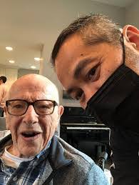 Raymond Diamond's Instagram, Twitter & Facebook