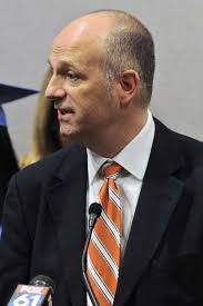 Bill will aim to prevent improper spending by CT higher ed staff