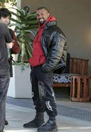 Inspo Kanye In His Favourite Pants Kanye West Outfits Kanye Fashion Kanye West Style
