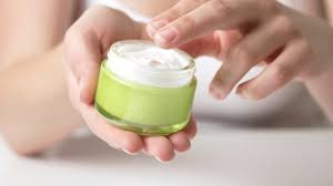 Top 10 Best Pigmentation Creams In Indian Market Rich in vitamin c, peach helps lighten blemishes, while milk gently nourishes the skin.