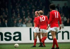 Speaks in integrating duke in the fall of 1961. Busby Matthew Matt Schottland Die Graber Der Fussballgotter