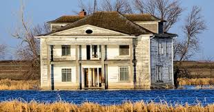 Old Red Barn House Flickr The This Old House Barn Building Pool Old Abandoned Houses Abandoned Houses Old Houses