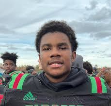 Marcus Hebron's Instagram, Twitter & Facebook