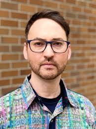 Jonathan Sherwin's Instagram, Twitter & Facebook