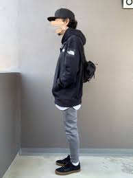 yuu the north faceのパーカーを使ったコーディネート wear stussy キャップ ファッションコーディネート パーカー