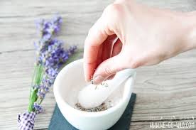 Lavendelsalz Selber Machen Das 5 Minuten Gewurzsalz We Go Wild Rezept Gewurzsalz Selber Machen Gewurzmischung Selber Machen Lavendel