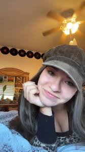 Caylin_Skye (@caylin_skye8)