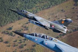 La France Vend Quatre Mirage F1b Au Groupe Sud Africain Paramount Group Defens Aero Armee De L Air Avion Militaire Force Armee