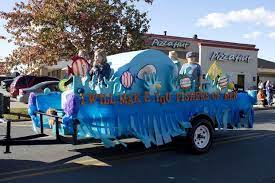 Parade proceeds are applied to parade costs as well as our light up rome campaign to contribute to this record of themes and grand marshals covers years that the current committee has been in charge of the parade only. 890 Parade Floats In Small Towns Ideas Parades Parade Float Christmas Parade