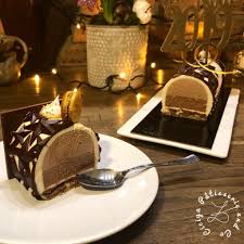 Buche 3 Chocolats Etoilee Kit Starlight Buche De Silikomart Ciciya Patisserieandco En 2020 Buche 3 Chocolats 3 Chocolat Chocolat