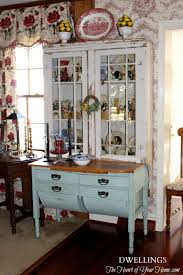 Dwellings The Heart Of Your Home I M Packing It Up Cabinet Decor Shabby Chic Kitchen Glass Cabinet Doors