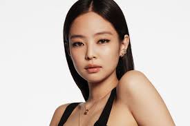 BLACKPINK's Jennie Stars in New perhaps chanel Campaign
