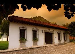Não sou pablo, não fiz guernica. La Casa Del Artista Antigua Guatemala Uppfaerd Verd Fyrir Arid 2020