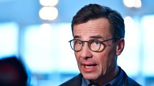 Alla de senaste nyheterna om ulf kristersson från dagens nyheter. Ulf Kristersson Vill Se Hogre Polisloner Svd