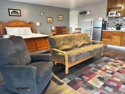 Pelican Motel Reviews, Deals & Photos 2025