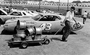 With no air conditioning, drivers manage the heat by using a ventilation system to blow air on them through hoses. Bristol Dirt Race Has Nascar King Richard Petty Remembering His Roots