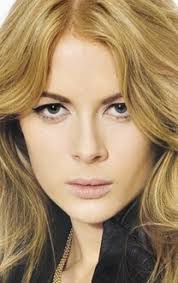 Эмили Бичем (Emily Beecham): фильмы, биография, семья, фильмография —  Кинопоиск