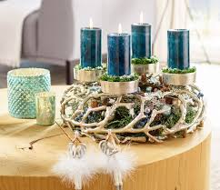 Moderne Adventsgestecke Basteln 20 Ideen Mit Naturmaterialien Table Decorations Decor Home Decor