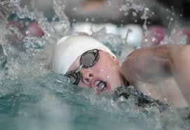 Olympic skater spends time with kids at Colorado Springs' downtown ice rink 