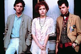 Mia ha 15 anni ed è il classico brutto anatroccolo presa in giro dai compagni di classe, ma la ragazzina conserva una sua serenità. The 55 Best 80s Movies You Can Stream Right Now Glamour