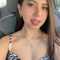 Lesli Garcia's Instagram, Twitter & Facebook