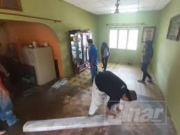 Pusat rawatan al qalam di kg tengah batu 13 puchong menjadi perhatian orang ramai sejak viral di kaca tv baru2 ini. Al Qalam Bantu Ceriakan Rumah Ibu Tunggal