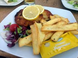 Sobald es wieder los gehen darf gibt es wieder saftige burger, schnitzel, pasta, knackige salate, snacks, eis und leckere kuchen. Amici Beach Club Wassenberg Restaurant Bewertungen Telefonnummer Fotos Tripadvisor