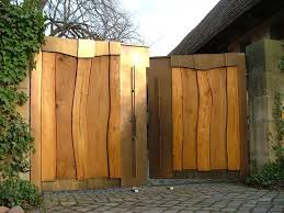 Hoftor Wood Metal A Dream Of Fence Gartentore Holz Gartendekoration Gartentore