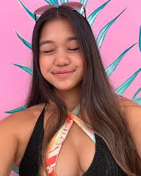 Krista Chen's Instagram, Twitter & Facebook