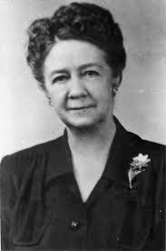 Ann Moyes's Instagram, Twitter & Facebook