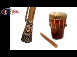 Alat musik yang berasal dari jawa barat ini dimainkan dengan cara digoyangkan. Alat Musik Tifa Berasal Dari Greatnesia