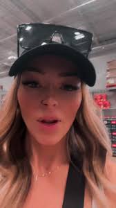 Brittanee Weston (@brittaneeweston)