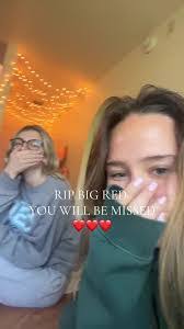 Donna Applegate's Instagram, Twitter & Facebook