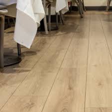 How do i remove floor wax from wood? Oaddw7jgyo4qkm