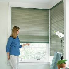 Fenster Sichtschutz Rollos Plissees Jalousien Oder Jalousien Fensterrollos Fensterstile